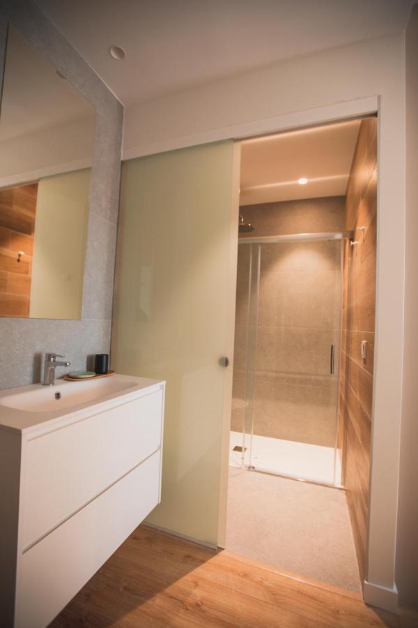 Liberty Suites By Santiago With Ac Σαν Σεμπαστιάν Εξωτερικό φωτογραφία