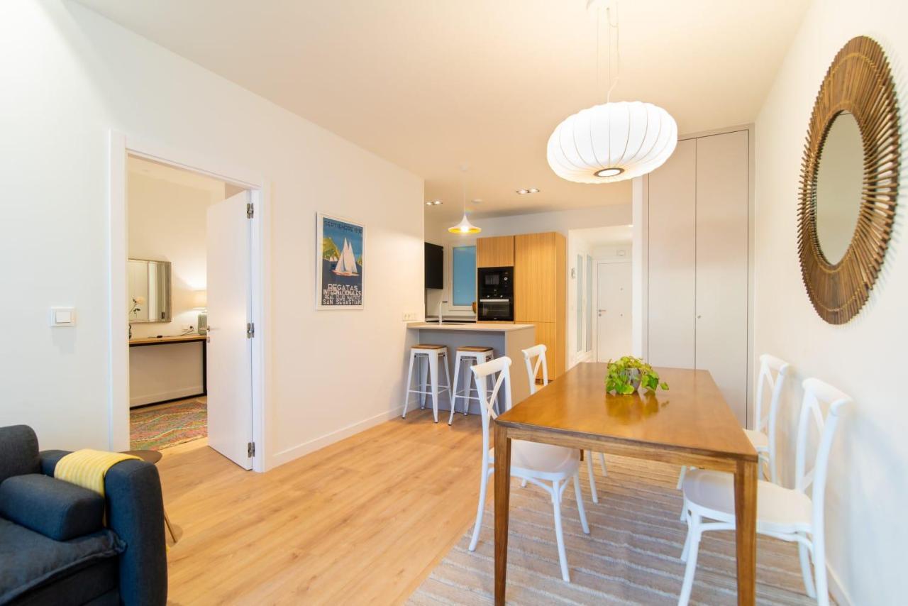 Liberty Suites By Santiago With Ac Σαν Σεμπαστιάν Εξωτερικό φωτογραφία