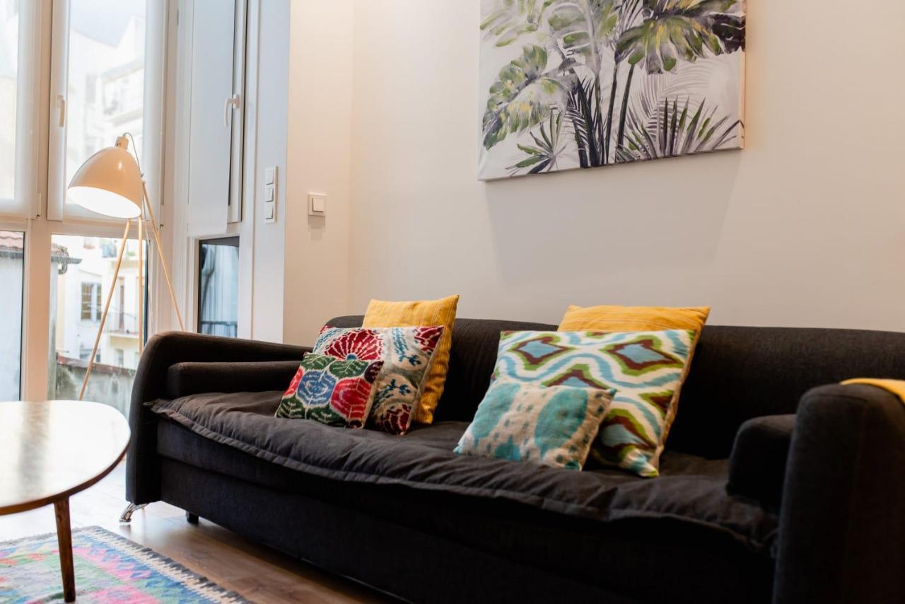 Liberty Suites By Santiago With Ac Σαν Σεμπαστιάν Εξωτερικό φωτογραφία